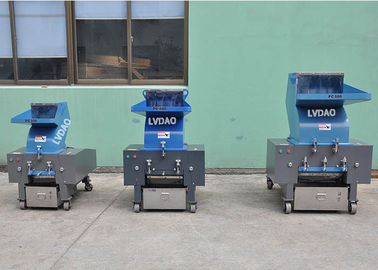 Accione el poder fuerte plástico 100-250kg/h de la fragmentación de la trituradora de 5.5kw LDF B hecho en China
