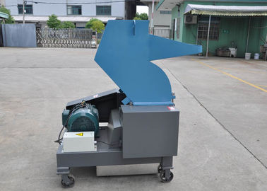 Peso plástico 720kg 1300*1000*1520 milímetro de la máquina de la trituradora de 560 R/Min industrial