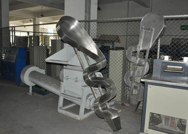 cuerpo de acero inoxidable de desecación de la máquina 150-2000kg/H 304 del plástico de 4kw 300kg