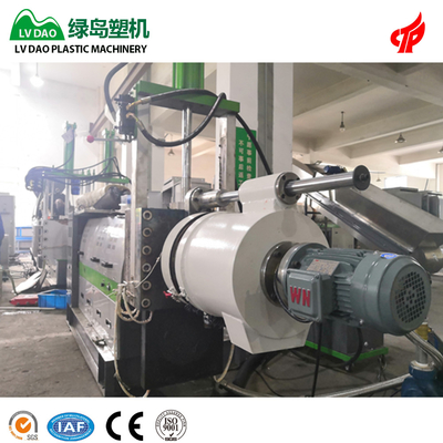 Riegue la máquina de reciclaje plástica del corte caliente del anillo para el material 250 del LDPE del HDPE - 500kg/H